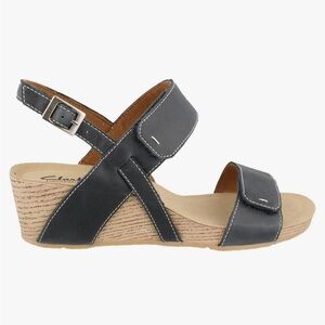 Clarks Alto Disco Wedge heel Sandal size 7.5